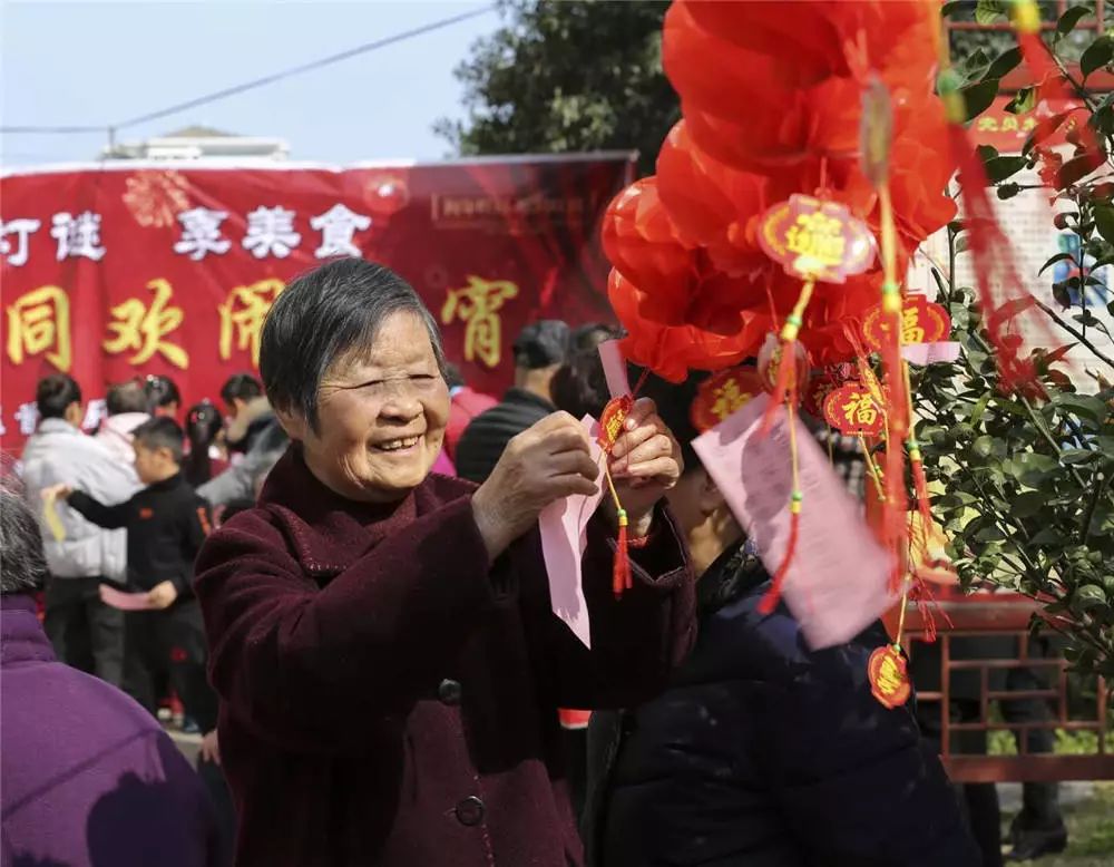 看热闹的民俗活动寻味温州老味道鹿城的元宵活动别致又精彩