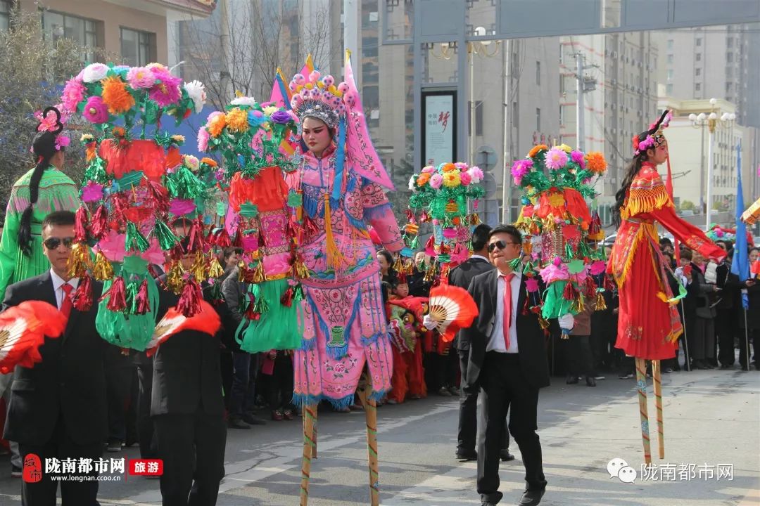 陇南今天是哪个村的社火,厉害了(视频)