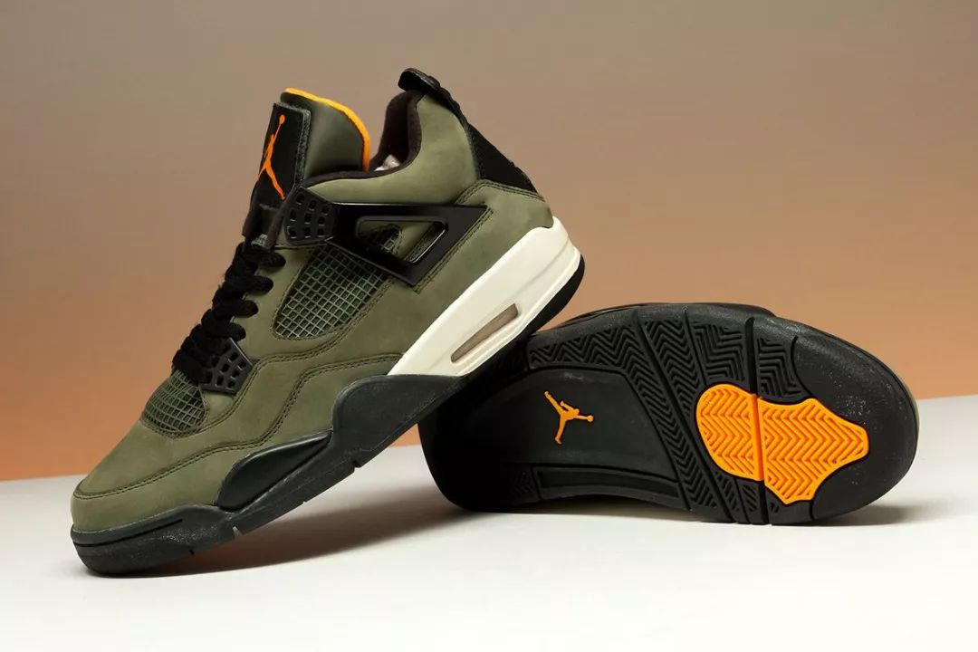 undefeated x air jordan 4