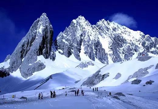 玉龙雪山