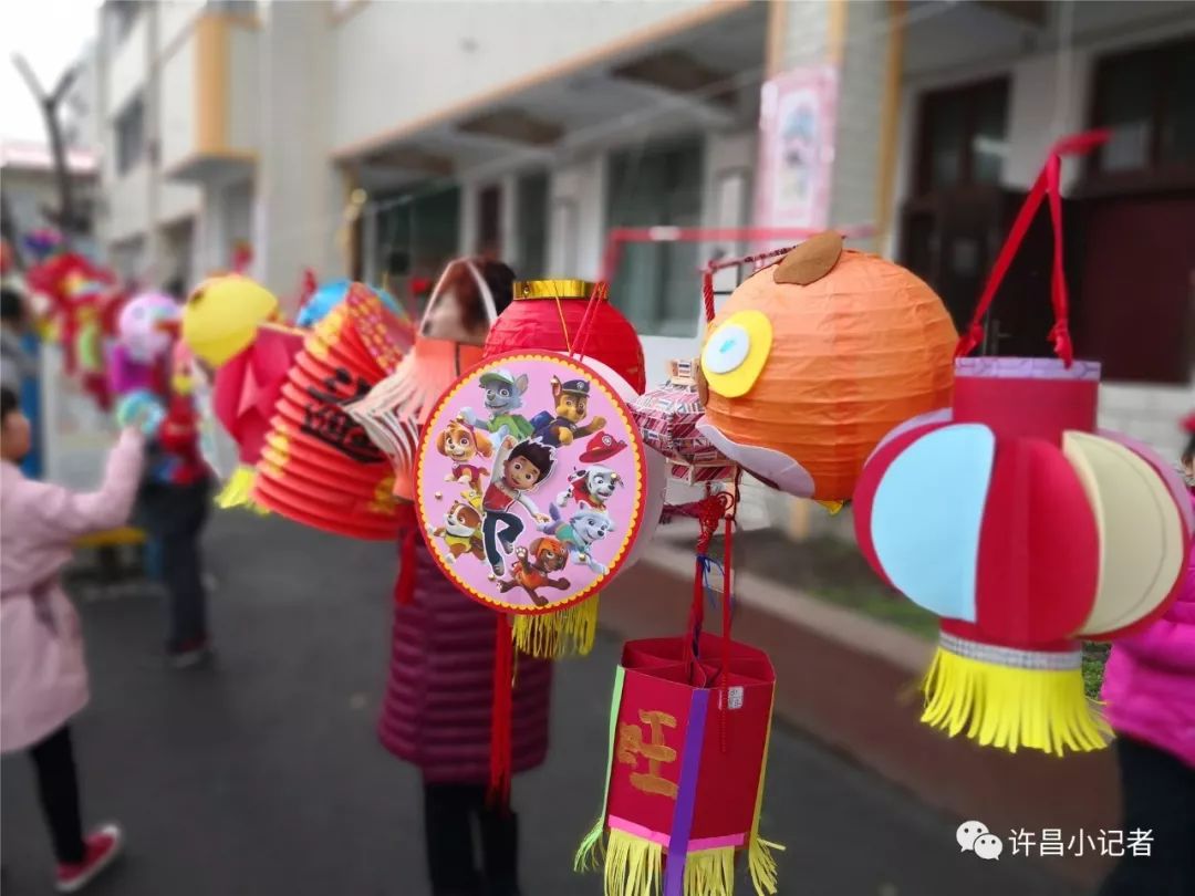 做花灯猜灯谜传承民族文化市古槐街小学举行元宵节校园文化实践活动