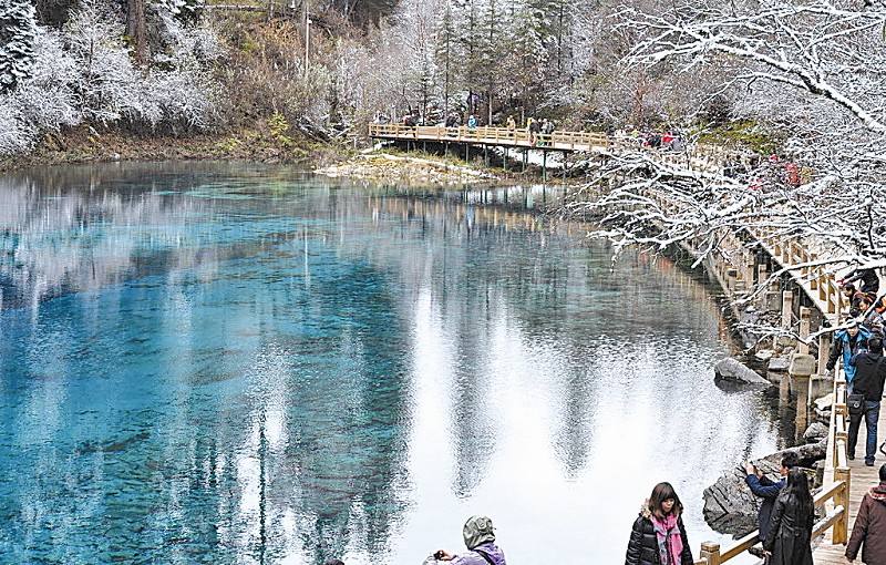 3月成都租车包车去九寨沟要多少钱