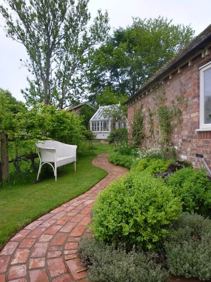其它 正文 红砖,温暖人心的色调,适合温馨的田园风格庭院,在英国乡村