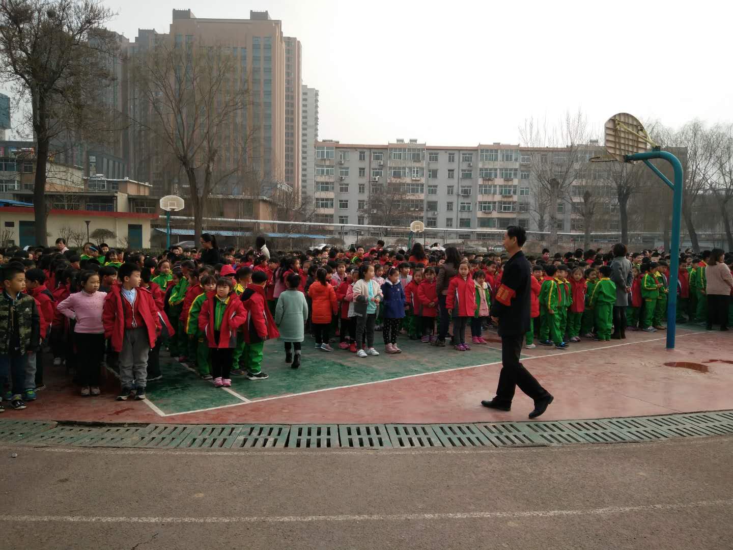 【直通校园】榆次区窑上小学2018年春季开学疏散演练