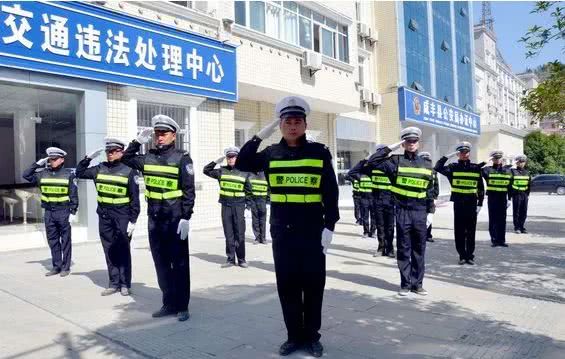 辅警招聘考试_辅警是不是警察 有没有执法权 此地明确了(2)