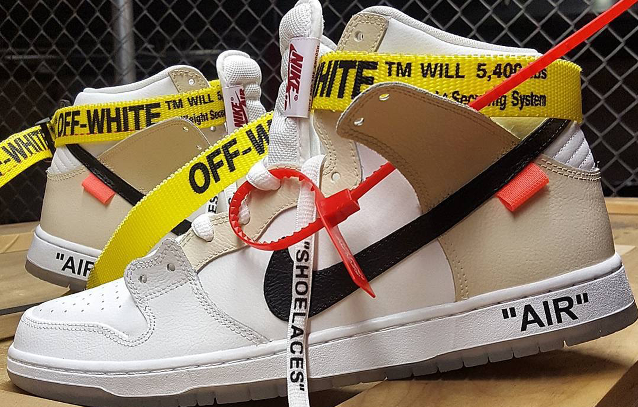 off-white x nike sb dunk