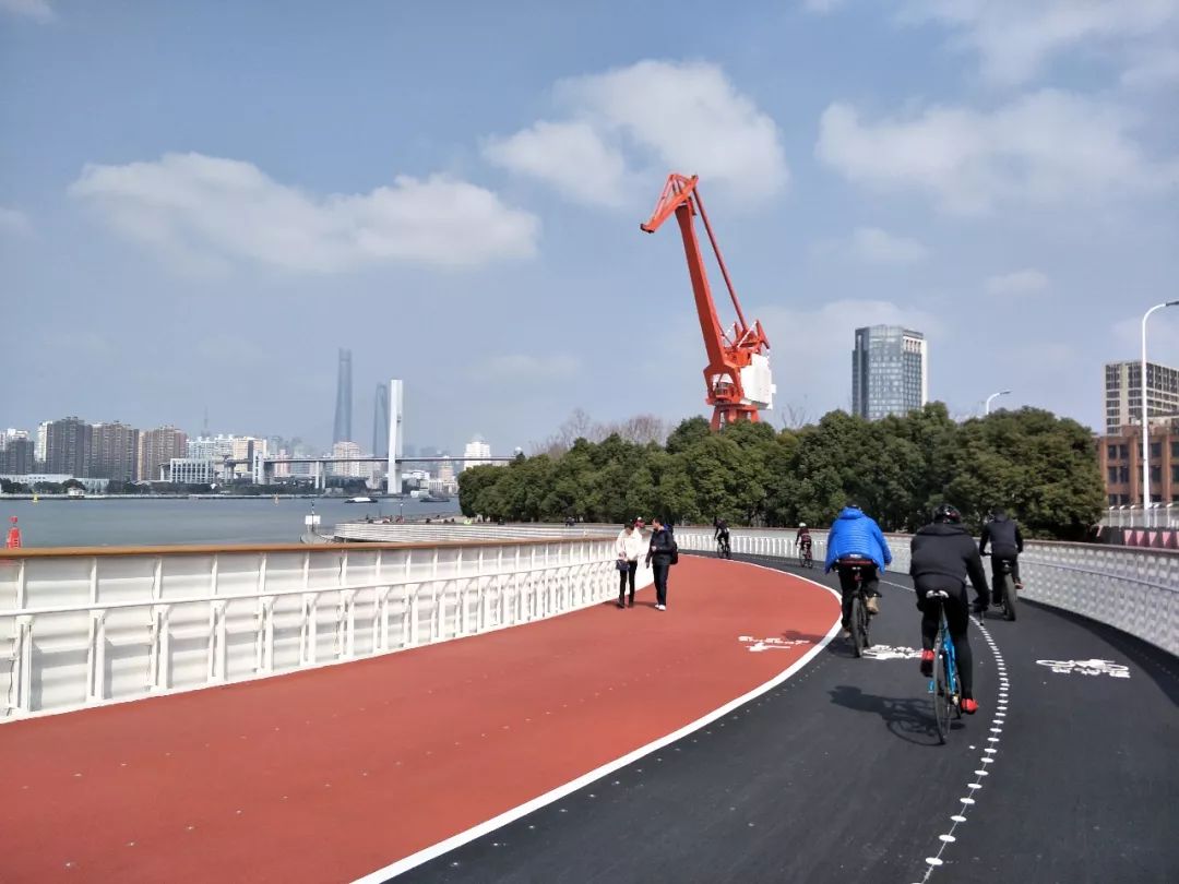 新手训练骑行强度:avs 20-25码骑行距离:40-50km浦东滨江大道(3月17日