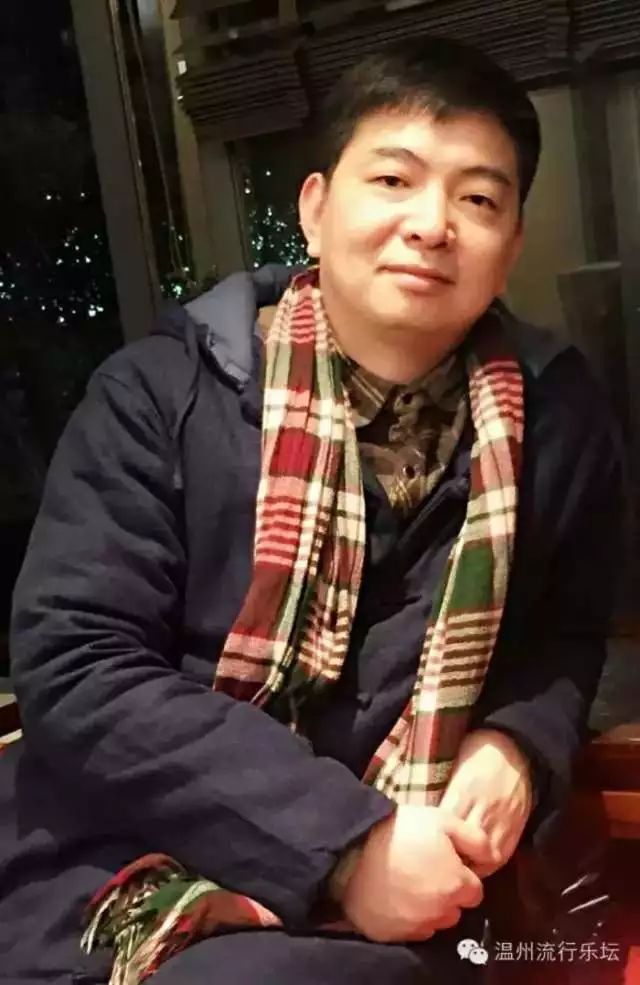 强大的评委阵容 何畏 音乐制作人 中国流行音乐学会理事 现任温州市