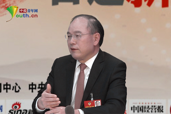 际华集团董事长_中际集团董事长照片