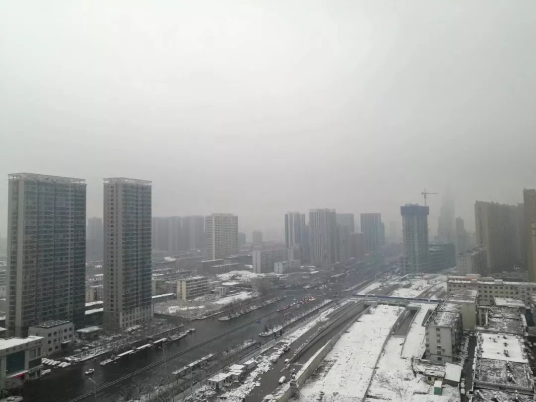 下雪了大同多个地区突降大雪内附雪景和路况信息