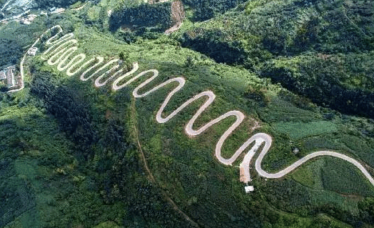 中国拐弯最多的公路,拐到你头晕目眩