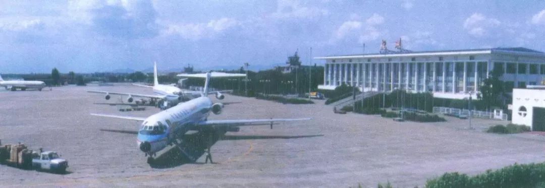 1957年1月1日,第一架民用飞机从这里起飞,揭开了笕桥机场民航飞行史