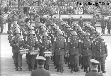 影像志:东德人民军,最后的德棍
