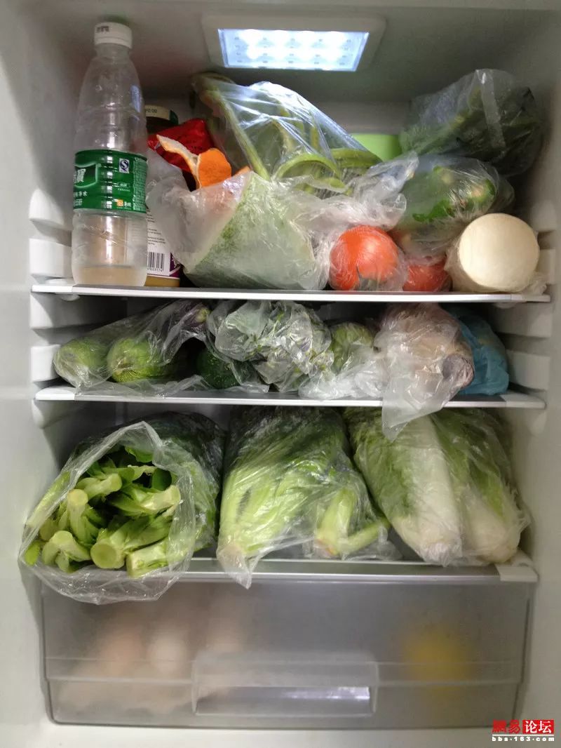 哈尔滨人速看:最不该放冰箱的10种食物,第一个你就常放!