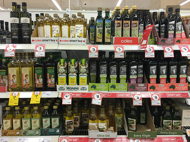澳洲coles超市货架上的橄榄油