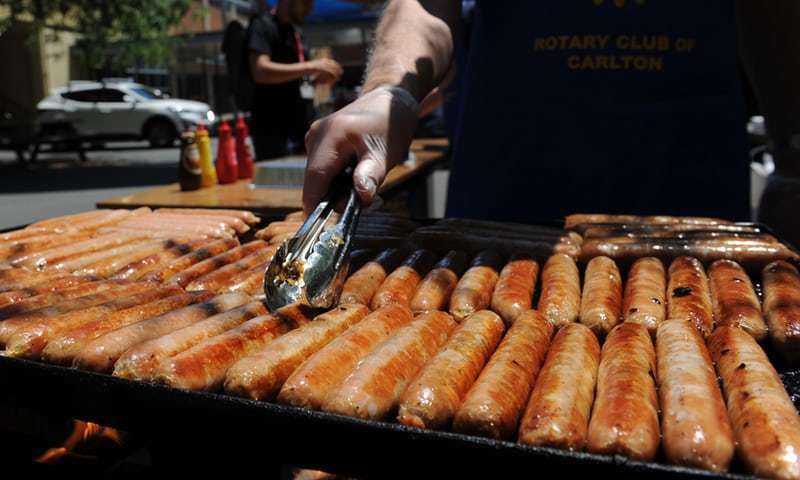 传统的英式香肠并不属于"加工肉制品.