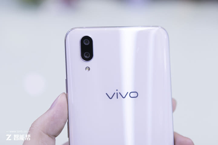 Vivo X21A与X21，哪款更胜一筹？