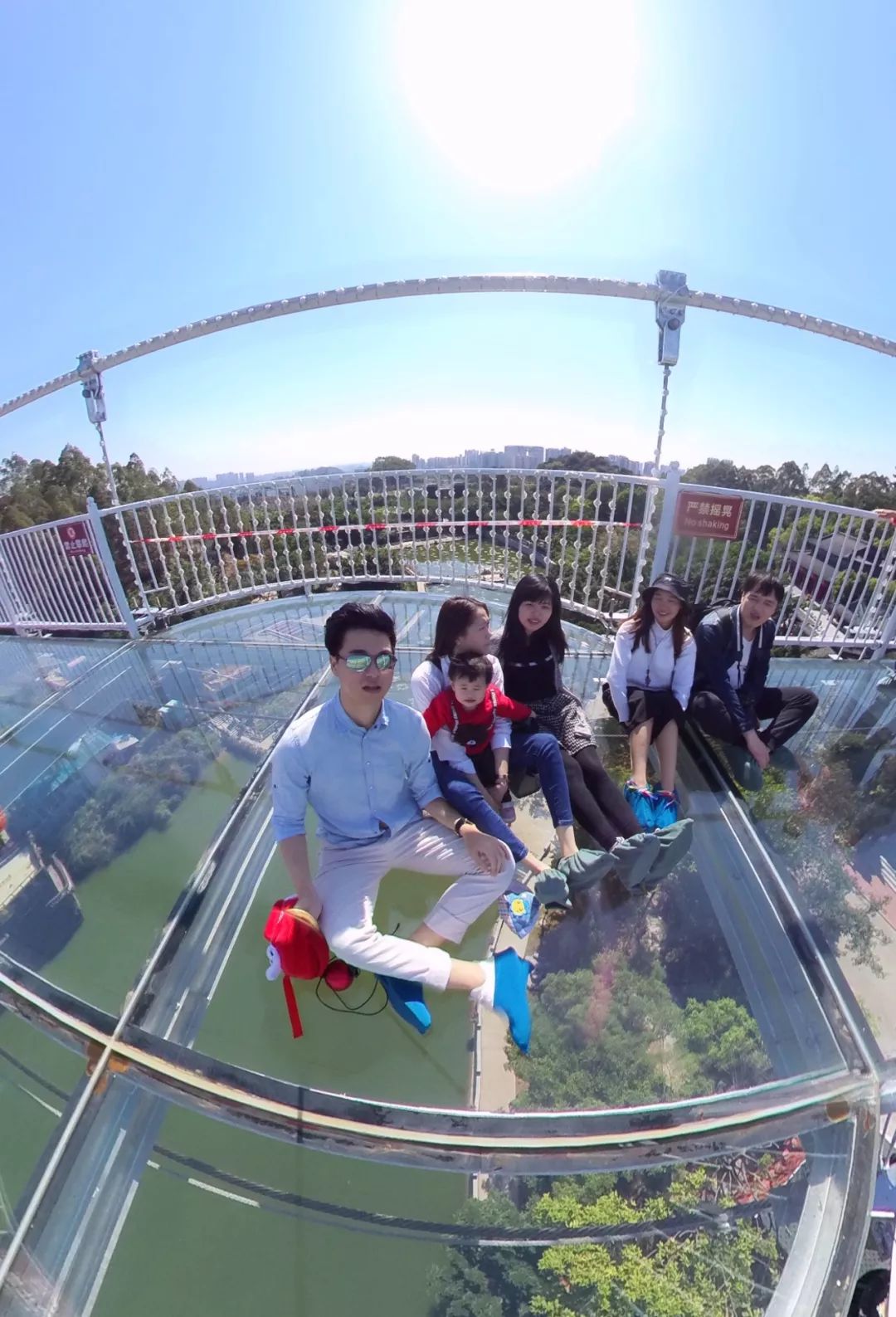 全东莞最长最恐怖的"3d玻璃桥",我们决定免费请你去