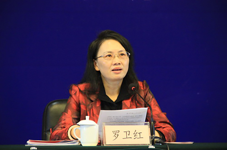 全国人大代表,杭州市人大常委会副主任罗卫红:建食品安全可追溯体系