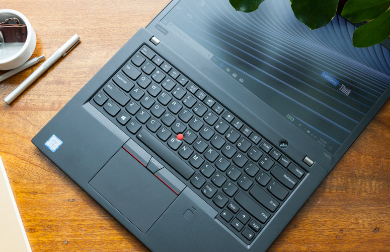 来自laptopmag的thinkpadt480s测评