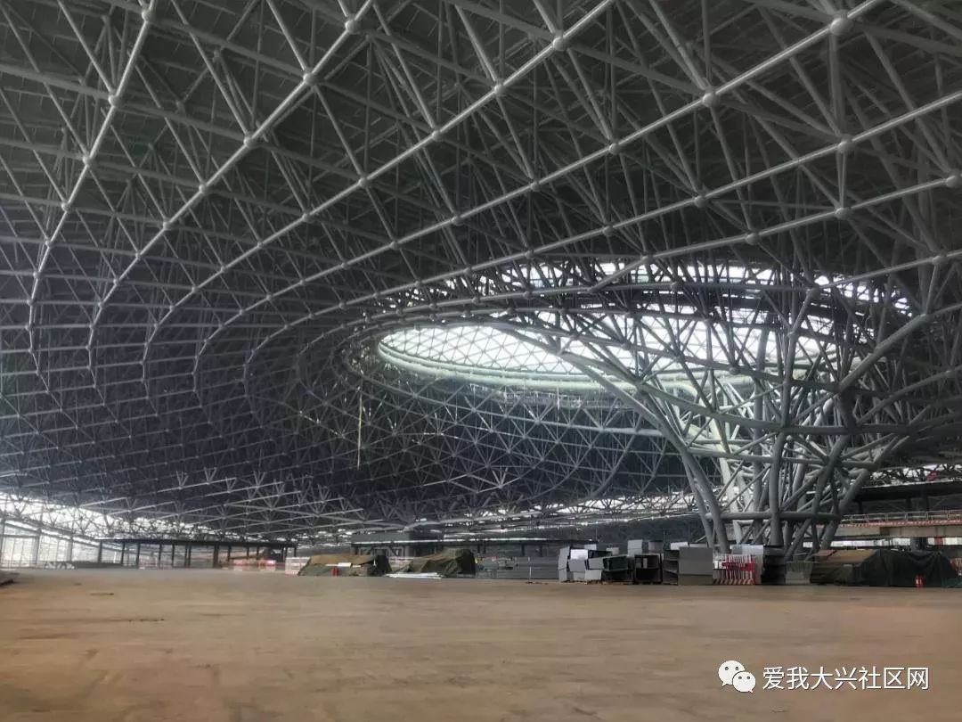 震撼的北京大兴新机场钢结构