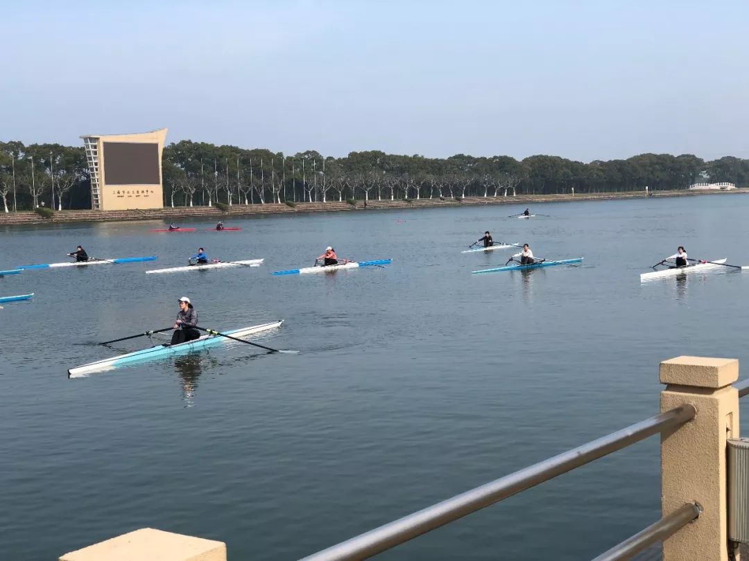 广西体育考察团到上海取经 商谈上海市与百色市水上运动项目合作事宜