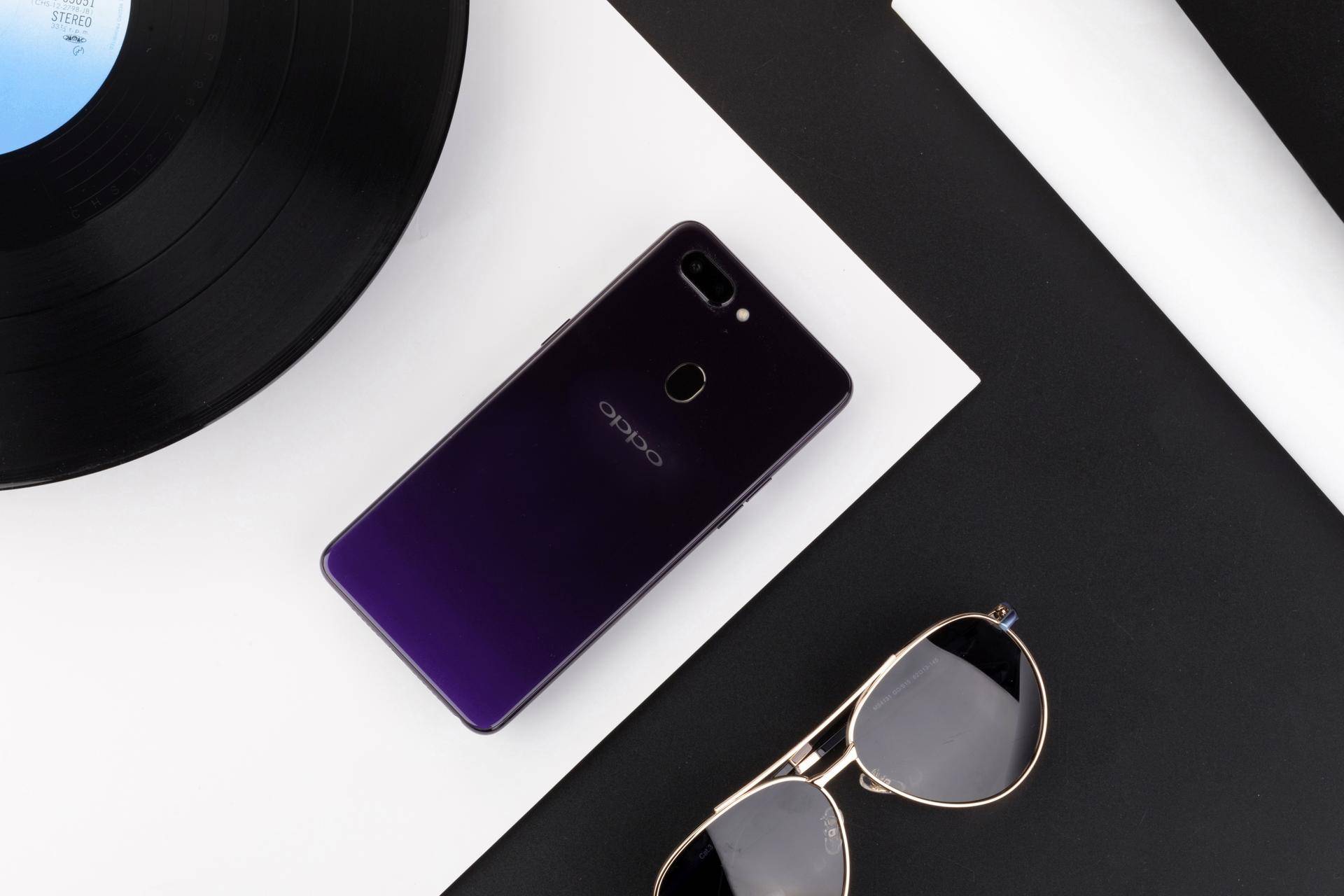 oppo r15星空紫图赏,艺术与工业设计之间的美丽邂逅