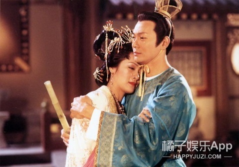 tvb版电视剧《杨贵妃》,扮演杨贵妃的就是向海岚,扮演唐明皇的是江华