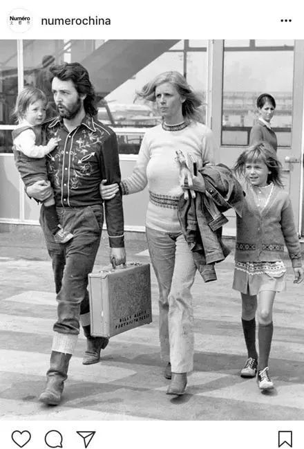 paul mccartney and linda mccartney with their children