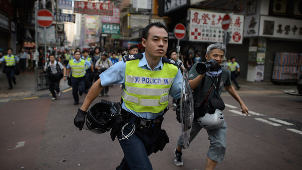香港警察是如何高效维护香港安全的?