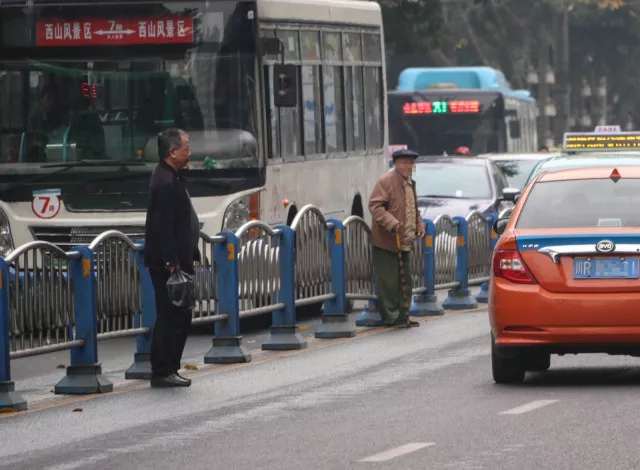 南充都静街道人口_南充街道图片(2)