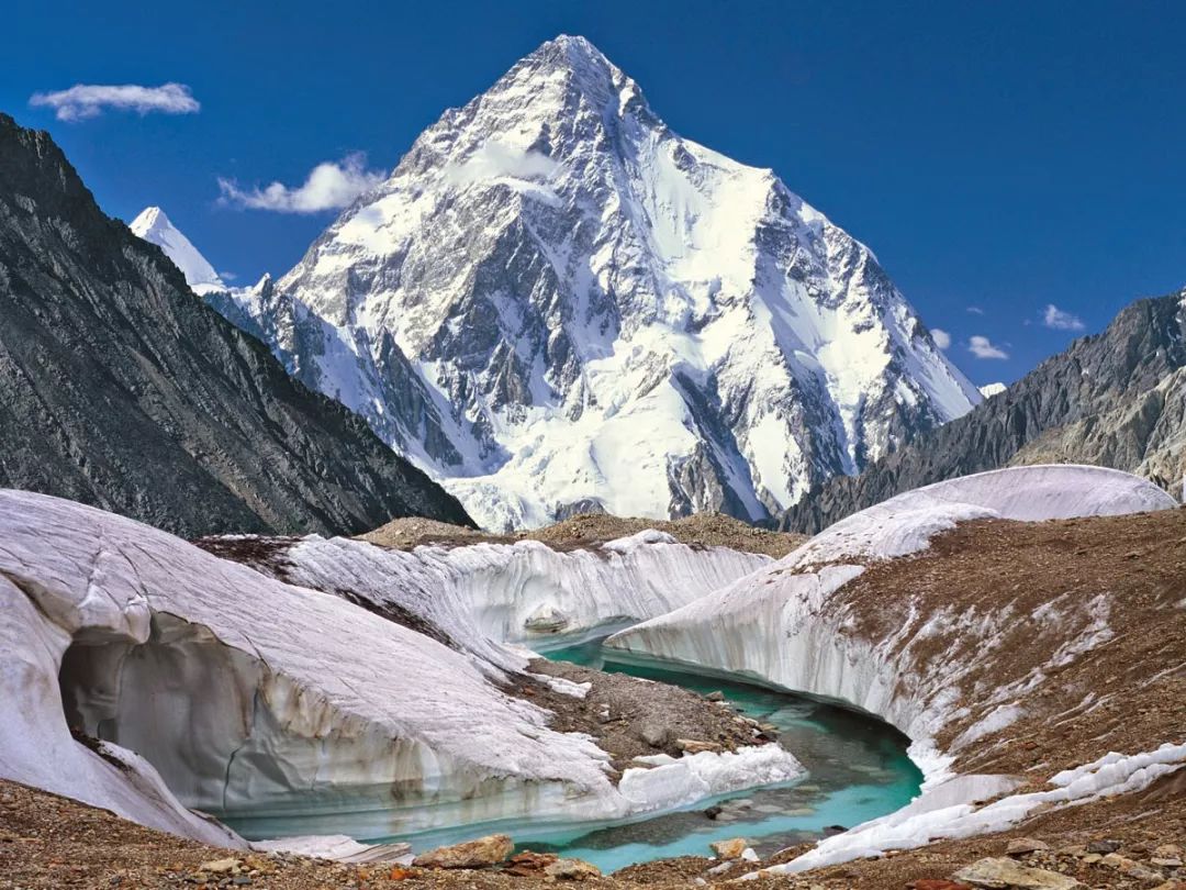 世界第二高峰乔戈里峰仍是国际登山界公认的攀登难度最大的山峰