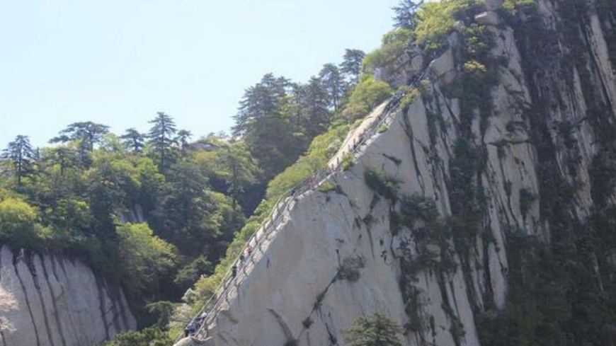 中国最恐怖的两座山,老外纷纷冲着它来,挑战过的才是真男人!