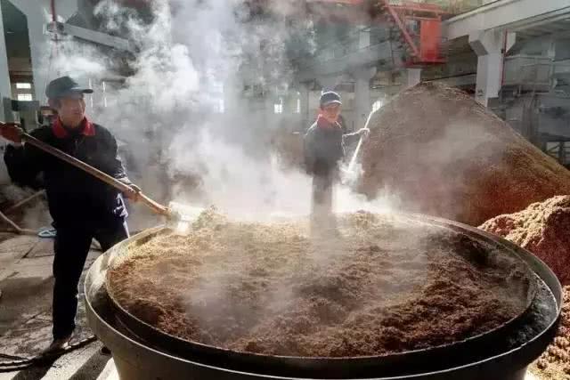 家用烤酒设备-粮食演变为酒的全过程