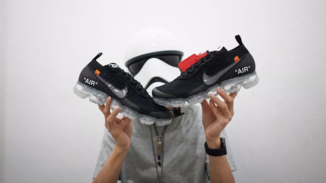 The OFF WHITE x Nike Air VaporMax Releases on September