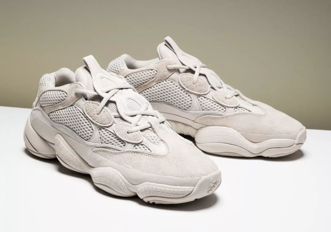 adidas yeezy desert rat 500 "blush"parley与adidas的合作由来已久