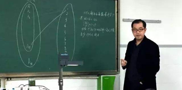 数学竞赛界的"大神"边红平做校长 带领一支擅长培养拔尖人才的教师