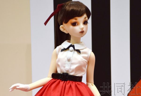 日媒 日本新品娃娃被一男子花70万元买断 中国网店开售 