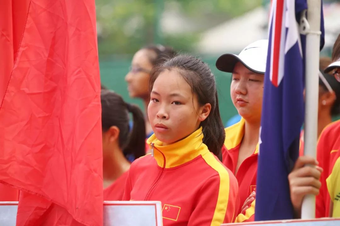 昨日,世界少年冠军杯团体赛在泰国曼谷拉开帷幕,国少女队主教练杨净竹