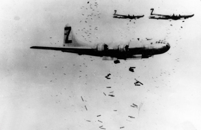 超珍贵二战老照片之美军轰炸日本本土纪实