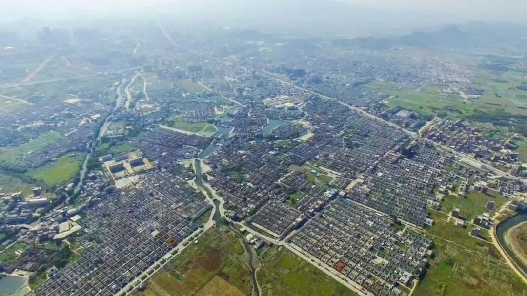 果陇村普宁,广东省辖县级市,揭阳市代管.