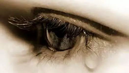 流眼泪能排出毒素?假的!经常流泪对眼睛有害