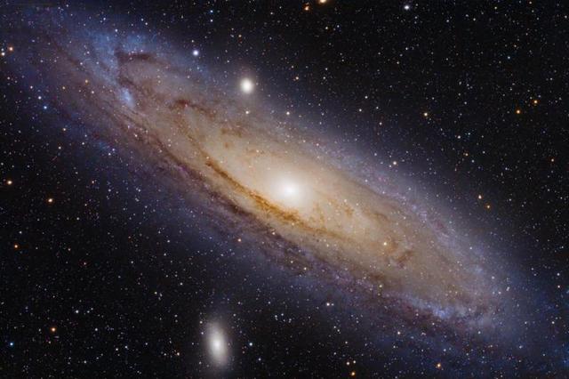 银河系有多大? 恒星数量有多少? 其实你看到的数字都不对