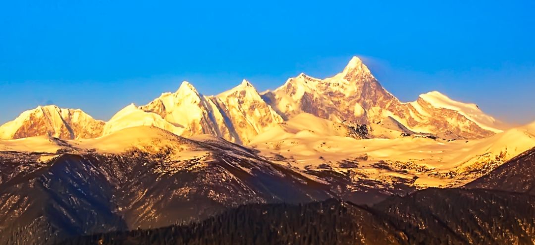 中国最美雪山