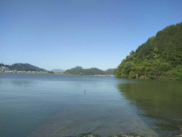 静谧的天溪湖.