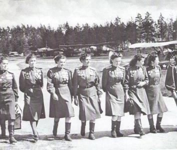 二战时期,德国女兵究竟做了哪些不为人知的贡献?