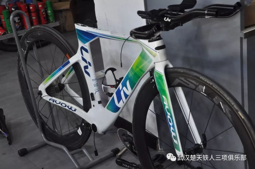 技术帖小姐姐的捷安特livavow铁三车升级shimano9160di2电子变速