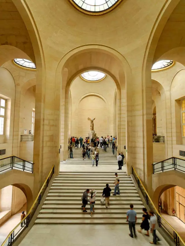 《萨莫特拉斯的胜利女神》(winged victory of samothrace),全图.