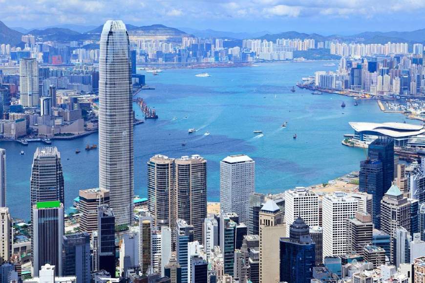 换个角度看香港的摩天大楼,视觉效果太震撼了