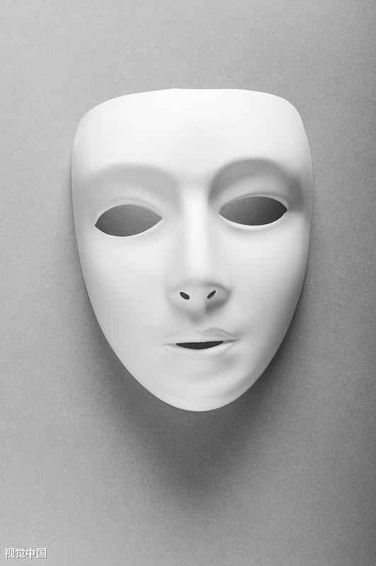 心理测试: 选择一款面具, 测试你对待身边的人会有多虚伪